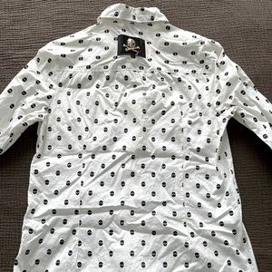 FREE 🆓 with Any Two Purchases - 3D Skull design button up blouses, size M